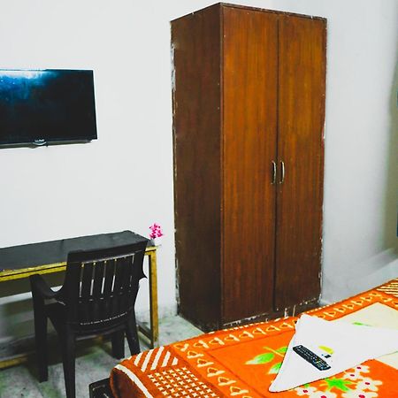 Hotel Bliss Bourn - Lajpat Nagar Ню Делхи Екстериор снимка